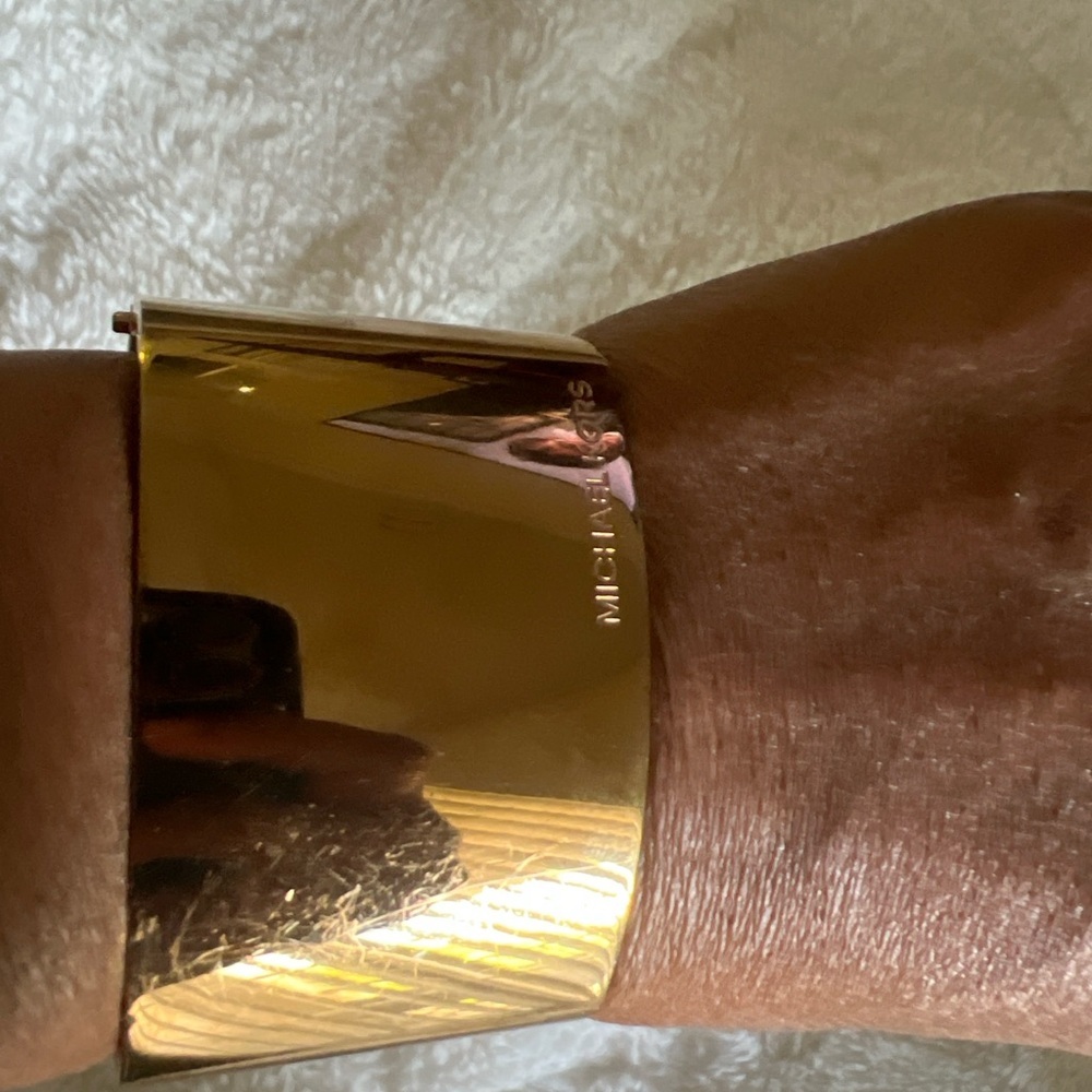 Michael Kors Gold Tone Wide Cuff Bracelet Chain Detail